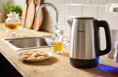 Электрочайник Philips HD9350/90