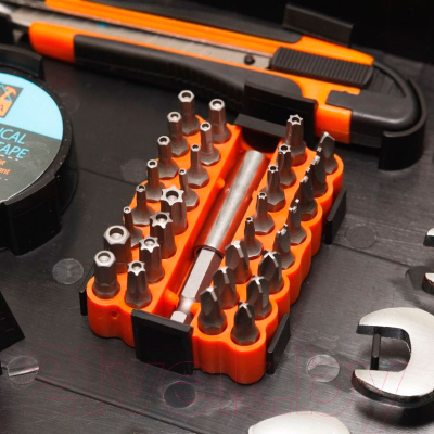 Универсальный набор инструментов ISMA 514002