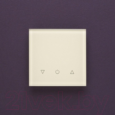 Выключатель DeLUMO Senso 1013 одноканальный трехклавишный сенсорный