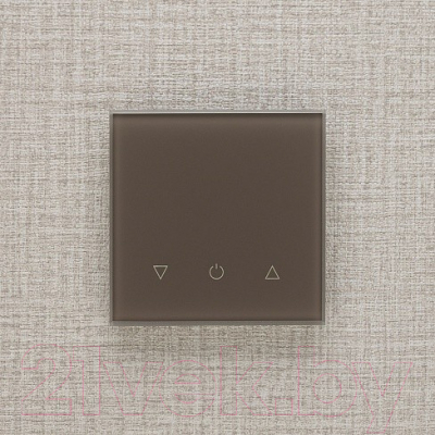 Выключатель DeLUMO Senso 7013 одноканальный трехклавишный сенсорный