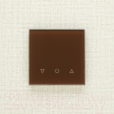 Выключатель DeLUMO Senso 8017 одноканальный трехклавишный сенсорный