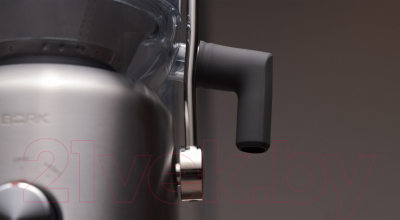 Соковыжималка электрическая Bork S702