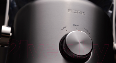 Соковыжималка электрическая Bork S702