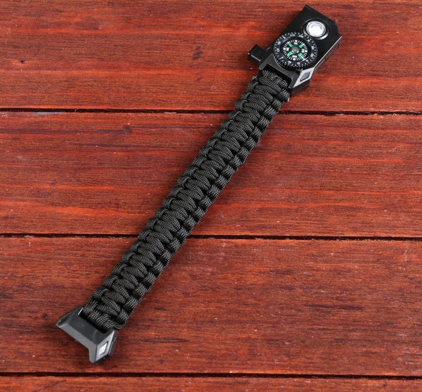 Браслет выживания Мастер К С фонариком / 4432334