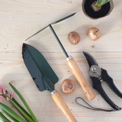 Совок садовый Мультидом J83-16