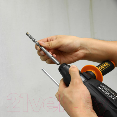 Перфоратор Deko DKH950W Set 5 / 063-4122