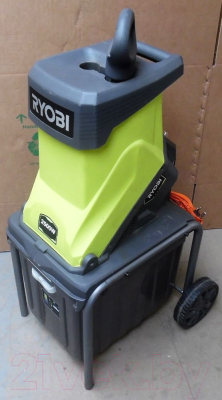 Садовый измельчитель Ryobi RSH2545B (5133002512)