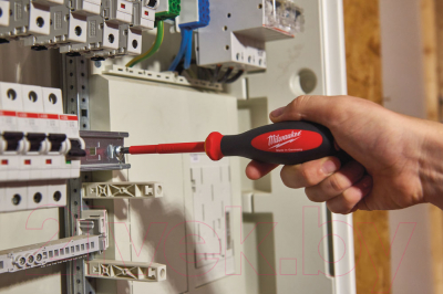 Отвертка Milwaukee 4932464039