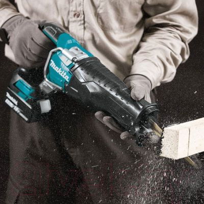 Профессиональная сабельная пила Makita DJR187RT