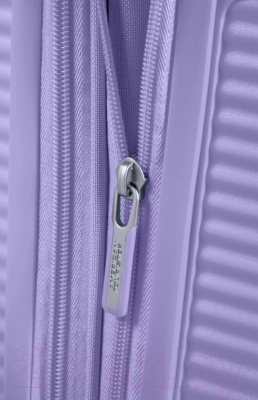 Чемодан на колесах American Tourister Soundbox 32G*82 002