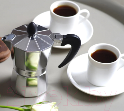 Гейзерная кофеварка Fissman 3324