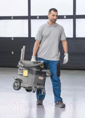 Профессиональный пылесос Karcher NT 30/1 Tact L