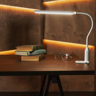 Настольная лампа Uniel TLD-572 / UL-00008663 (белый)