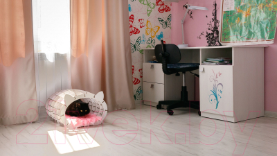 Домик для животных EWA Кошкин дом (белый/розовый мех)