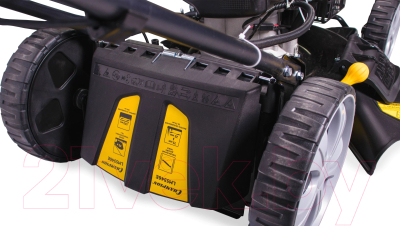 Газонокосилка бензиновая Champion LM5346E