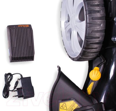 Газонокосилка бензиновая Champion LM5346E