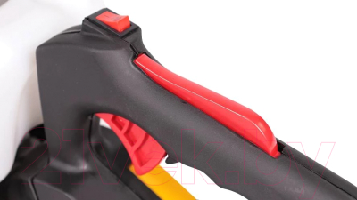 Кусторез бензиновый Champion HT626R