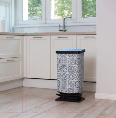 Контейнер для мусора Rotho Paso с педалью / 1754111015