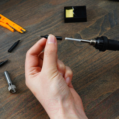 Паяльник электрический Deko SI10 Set 12 / 065-0400