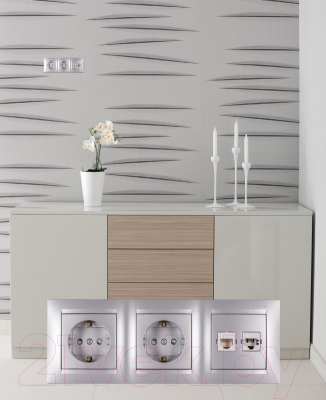 Рамка для выключателей и розеток Simon 1500650-033