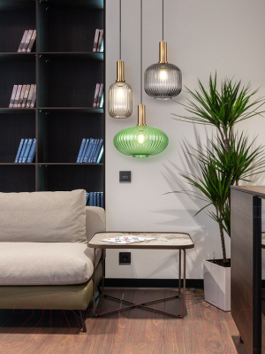 Потолочный светильник Freya FR8012PL-01AM