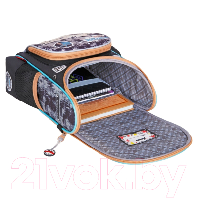 Школьный рюкзак Across ACR22-191-5