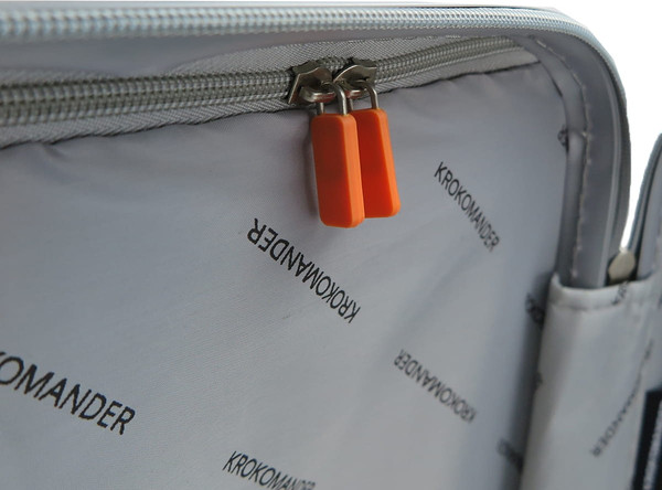 Чемодан на колесах Krokomander WA-6041