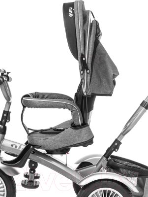 Трехколесный велосипед с ручкой NINO Lux