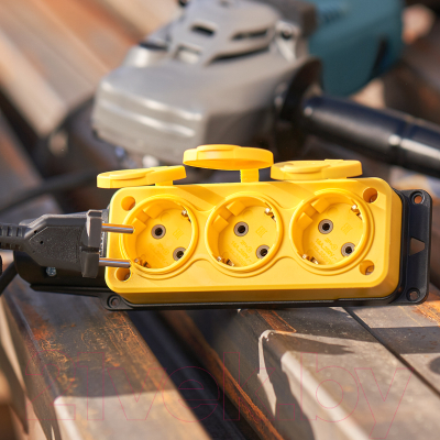 Розетка переносная Rexant 111-126