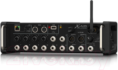 Микшерный пульт Behringer XR12