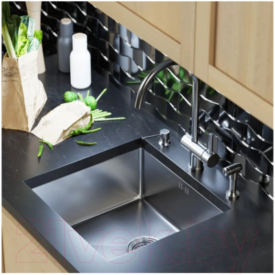 Мойка кухонная Mixline Pro 548564 (сатин, с сифоном)