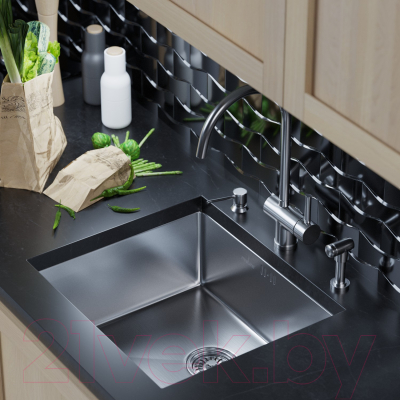 Мойка кухонная Mixline Pro 548568 (сатин, с сифоном)