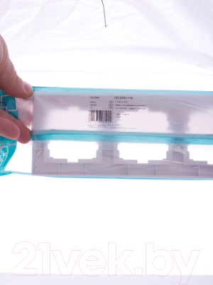 Рамка для выключателей и розеток Lezard Vesna 742-0200-148