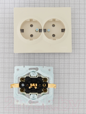 Розетка Lezard Vesna 742-0300-127B