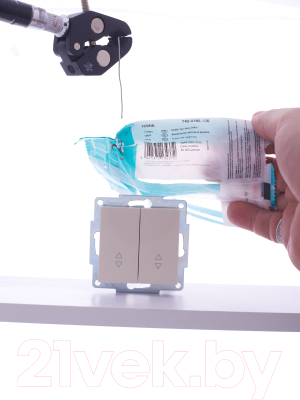 Выключатель Lezard Vesna 742-0388-106