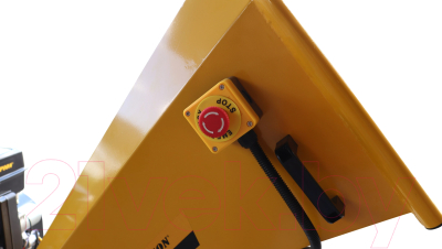 Садовый измельчитель бензиновый Champion CH1211E 