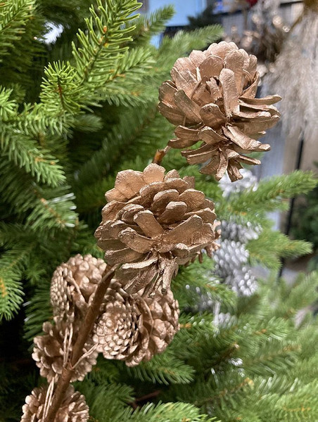 Ветка новогодняя GreenTerra Ветка с шишками / 680913