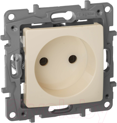 Розетка Legrand Etika 672320 - фото