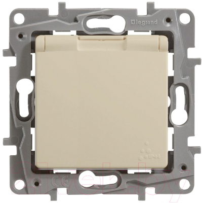 Розетка Legrand Etika 672332 - фото