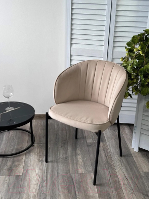 Стул M-City Дени / 464M05080 (Velutto 05 бежевый велюр/черный)