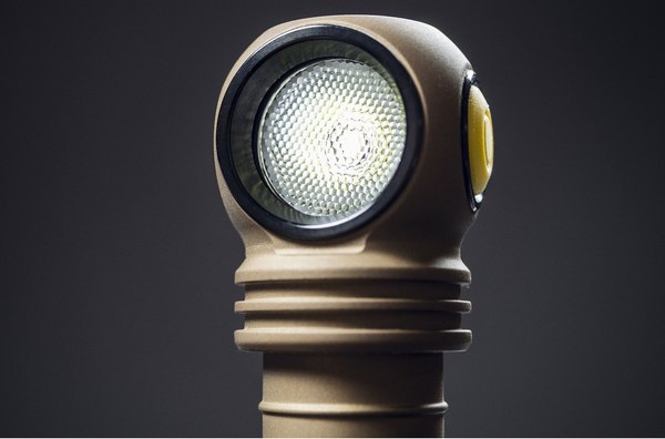 Фонарь Armytek Wizard C2 Pro Magnet USB / F08701CS