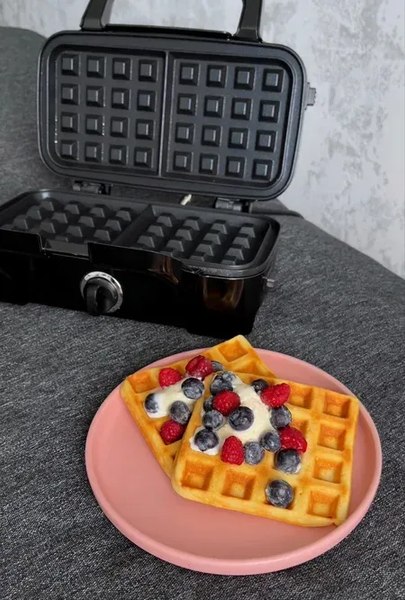 Вафельница Kitfort KT-1674