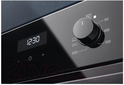 Электрический духовой шкаф Electrolux EOE5C71Z