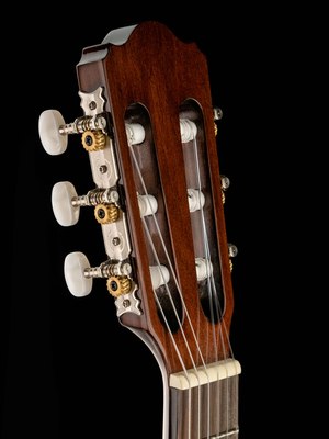 Акустическая гитара Hora N1010-1/2