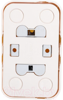 Розетка Makel ОП 16А IP20 / 45282