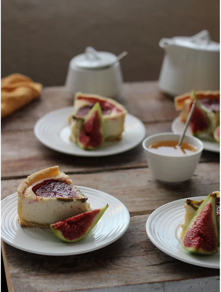 Молочник Tudor England Royal Circle TU2114C