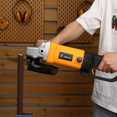 Угловая шлифовальная машина Deko DKAG2450-230 / 063-4328