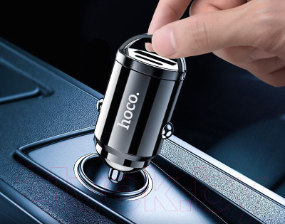 Адаптер питания автомобильный Hoco DZ7