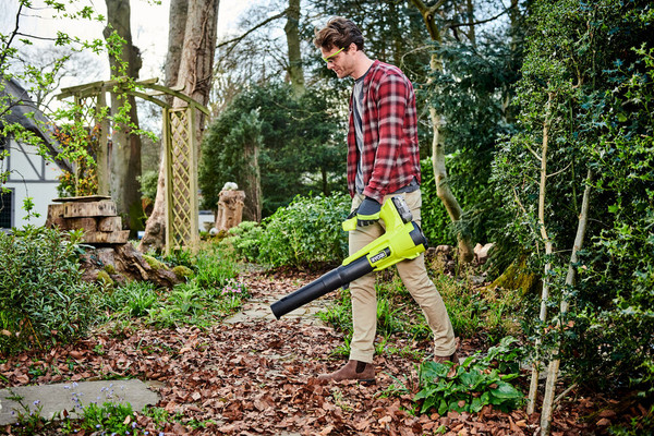 Воздуходувка аккумуляторная Ryobi RY18BLA / 5133005411 (без батареи)