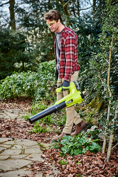 Воздуходувка аккумуляторная Ryobi RY18BLA / 5133005411 (без батареи)